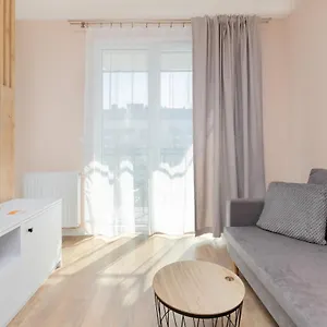 Osiedle Latarnikow With Parking By Renters Apartament